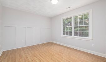 294 Sylvan Ct, North Kingstown, RI 02874