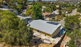 2901 Helix St, Spring Valley, CA 91977