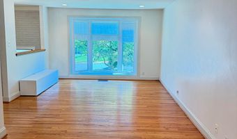 5628 ALTA VISTA Rd, Bethesda, MD 20817
