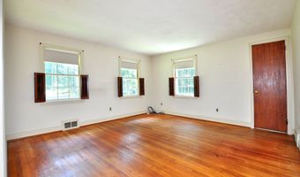 220 Arch Rd, Avon, CT 06001