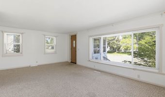 521 E CALUMET St, Appleton, WI 54915