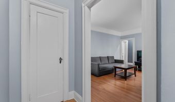 122 W 39TH St A4, Bayonne, NJ 07302