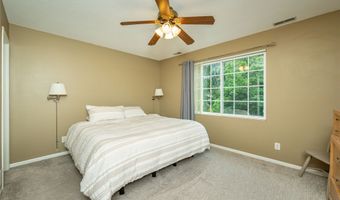 2013 NW School St, Ankeny, IA 50023