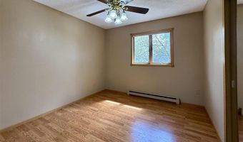 221 44th St N, Cody, WY 82414