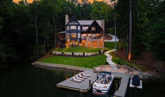 37 Holly Ln, Alexander City, AL 35010