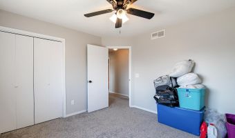 5240 E Ashton Ct, Bel Aire, KS 67220