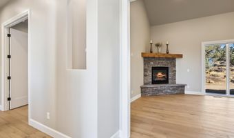 65299 85th St, Bend, OR 97703