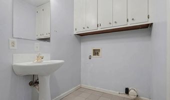 2008 McIntosh Rd, Albany, GA 31701