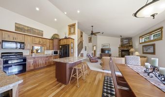 35 LUCY Cir, Alpine, WY 83128