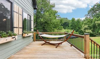 16 Baker Pl, Arden, NC 28704