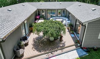 253 Station St, Coventry, RI 02816