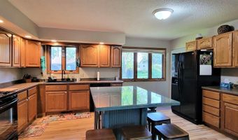 105 Briar Cove Rd, Algona, IA 50511