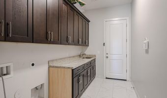 6327 E DIXILETA Dr E, Cave Creek, AZ 85331