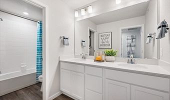 22529 E 47th Dr, Aurora, CO 80019
