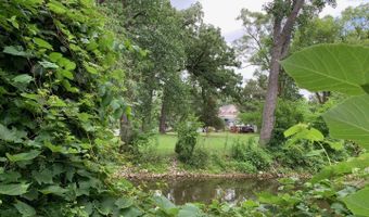 144 Oakwood Dr, Antioch, IL 60002