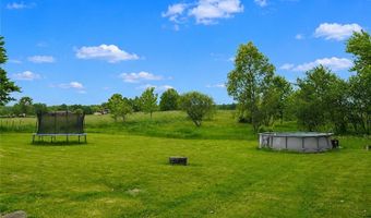 4777 Waterloo Rd, Atwater, OH 44201
