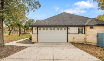 839 Shady Grv, Adkins, TX 78101