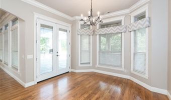 1611 NE Chapel Hill Dr, Bentonville, AR 72712