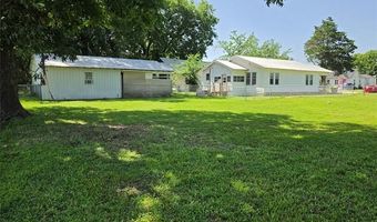 609 W 5th St, Ada, OK 74820