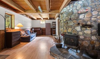 269 Knowles Hill Rd, Alexandria, NH 03222