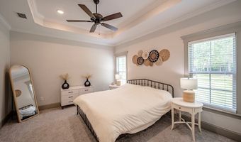1902 Pebblewood E, Adel, GA 31620
