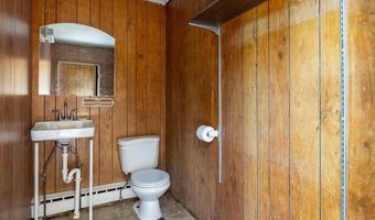 385 Ten Rod Rd, North Kingstown, RI 02852