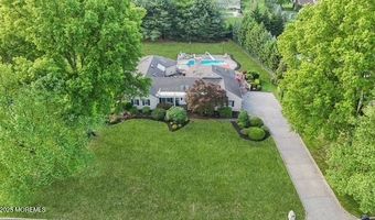 27 Southview Ter S, Middletown, NJ 07748