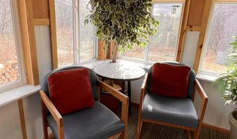8 Graffam Rd, Baldwin, ME 04091