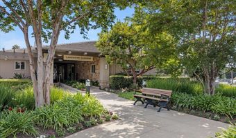 7318 San Luis St, Carlsbad, CA 92011