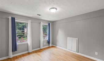 4163 Glen Meadow Dr, Peachtree Corners, GA 30092
