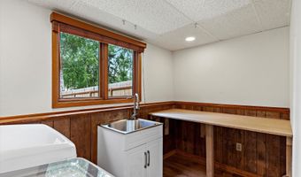 6922 Cutty Sark St, Anchorage, AK 99502