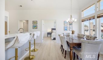5170 S Surprise Way Apt 202, Boise, ID 83716