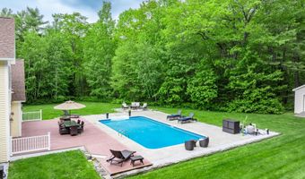67 Joans Hill Rd, Bangor, ME 04401