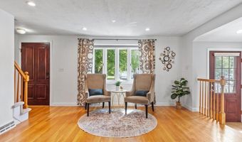 37 Newtown Rd, Acton, MA 01720