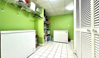 2 Hayes St, Johnston, RI 02919