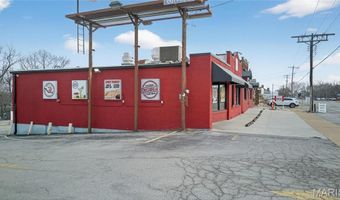 8713 Gravois Rd, Affton, MO 63123