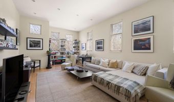 19 Locust Ln, Aquinnah, MA 02535