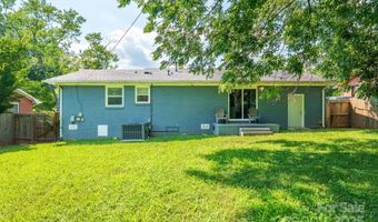 4930 Crestmont Dr, Charlotte, NC 28205