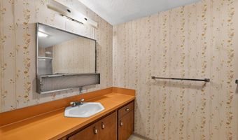 516 Skyline Dr, Cascade, ID 83611