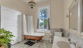 804 N JEFFERSON St, Albany, GA 31701