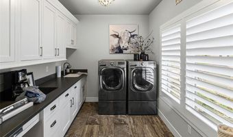 4715 Richland Woods Ct, Alton, IL 62002