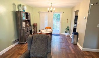 15 Harrison Ave 15B, Amityville, NY 11701