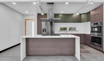 5520 W Cedar Crest Ct, Appleton, WI 54914