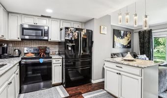 116 LAKE ARROWHEAD Cir, Bear, DE 19701