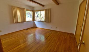 55 Birnam Wood Rd, Ashland, OR 97520