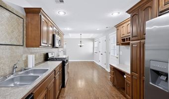 504 E 6th St, Baxter Springs, KS 66713