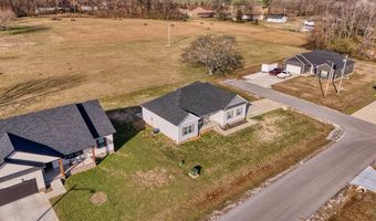 120 Virginia Dr, Auburn, KY 42206