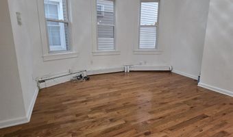 549 AVENUE E 2nd Floor, Bayonne, NJ 07002