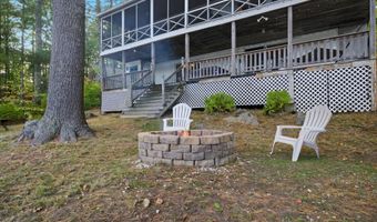 543 Long Shores Dr, Barrington, NH 03825