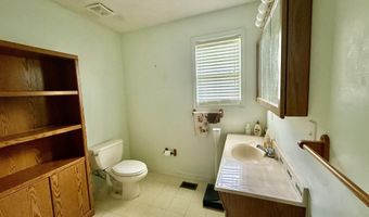 2887 Drury Ln, Alford, FL 32420